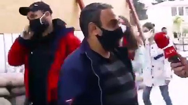 'Dünyaya bir daha gelseydiniz erkek olarak mı kadın olarak mı gelmek isterdiniz?' sorusuna böyle yanıt verdi: Erkek olarak; çünkü CHP'den şikayetçiyim