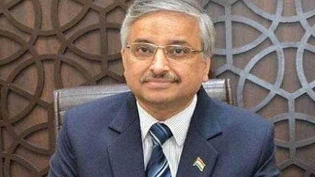 Rising Corona cases: Here's what Randeep Guleria said