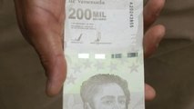 Billetes de 200 mil bolívares para hacer frente a la inflación descontrolada en Venezuela