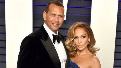 Télécharger la video: Jennifer Lopez REACTS To Alex Rodriguez Breakup Rumours