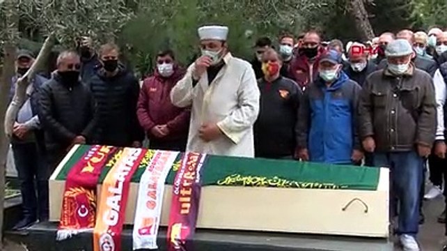 Galatasaray'ın eski futbolcusu Erhan Önal son yolculuğuna uğurlandı