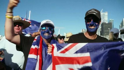 Coupe de l'America: le front de mer d'Auckland bondé de supporters après la victoire de la Team New Zealand