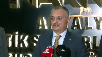 Antalya’da uyuşturucu satıcılarına ‘Mavi Bayrak’ operasyonu: 200 gözaltı