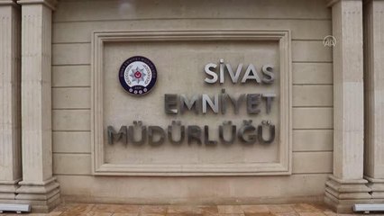 "FETÖ" bahanesiyle korkutup, "parola kartal" tuzağıyla altınları dolandırdılar