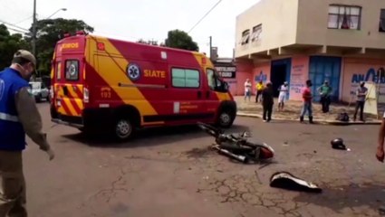 Duas pessoas ficam feridas em grave acidente no Bairro São Cristóvão