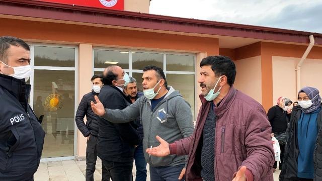 Havai fişek fabrika patlama davasında salon dışında gergin anlar