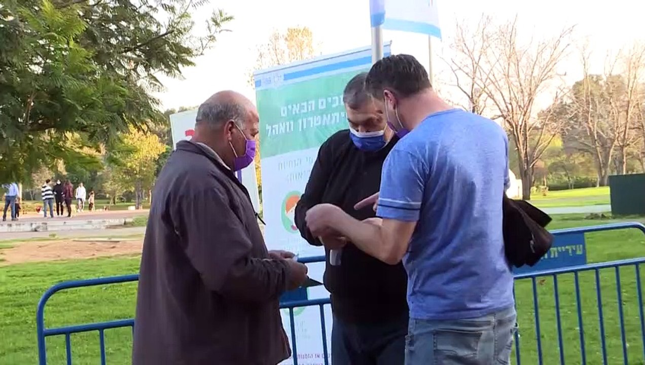 Mit grünem Impf-Ausweis in den Urlaub