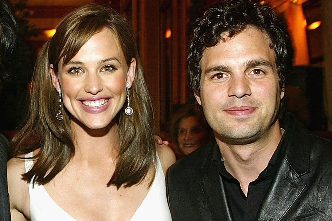 Jennifer Garner Revealed Which '13 Going On 30' Scene Nearly Made Mark Ruffalo Quit the Movie
