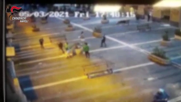 Napoli - Danneggiarono pannello dedicato a Giancarlo Siani 8 minorenni denunciati (17.03.21)