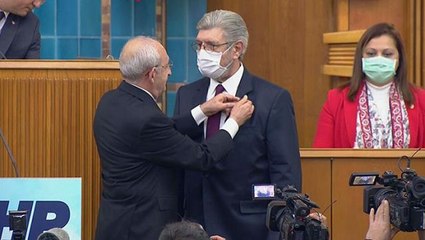 CHP'ye geçen Cihangir İslam, öğrenci andı ile ilgili partisiyle ters düştü