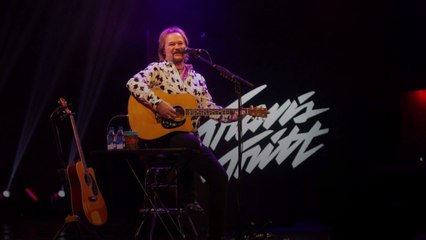 Travis Tritt Reveals the Life Advice Waylon Jennings Gave Him That Was "Like an Epiphany"