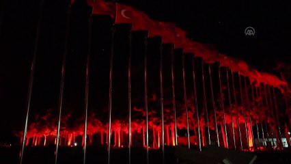 ÇANAKKALE - Çanakkale Şehitler Abidesi'nde gece-gündüz aynı karede