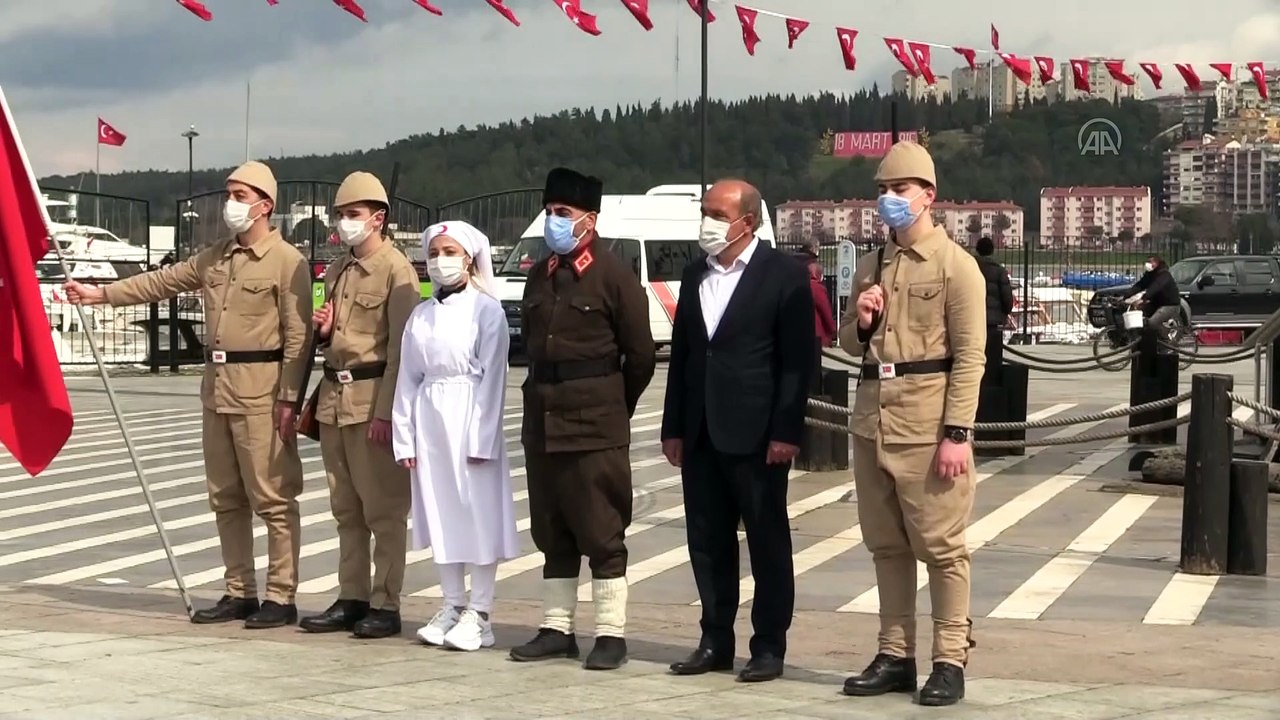 ÇANAKKALE - 'Tokat Onbeşli Torunları' Çanakkale Savaşları şehit ve gazileri anısına 106 dakika saygı nöbeti tuttu