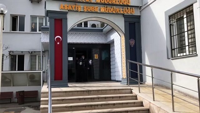 BURSA - PTT şubesinden silahlı soygun yapan 2 şüpheli yakalandı