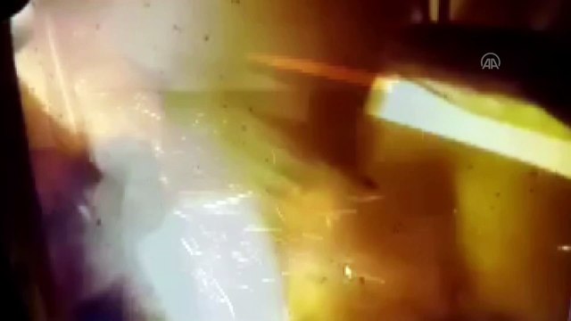 İSTANBUL - Bağcılar’da balıkçı dükkanındaki patlama hasara yol açtı