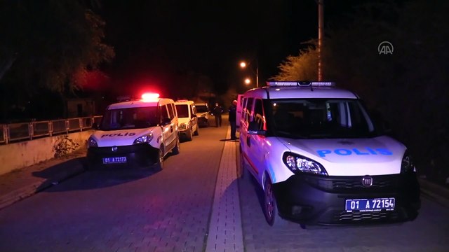 ADANA - Çıkan silahlı kavgada 2 kişi yaralandı