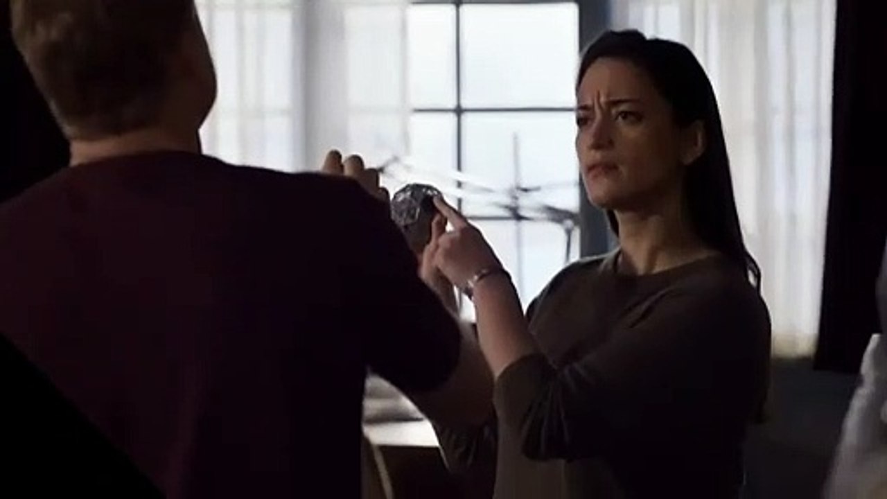 Resident Alien S01E09 Welcome Aliens