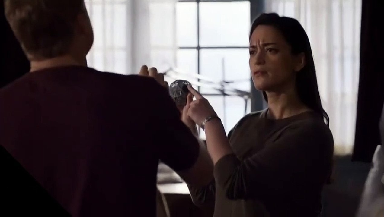 Resident Alien 1x09 Season 1 Episode 9 Trailer - Welcome Aliens