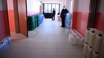 Ardahan'daki meslek lisesi öğrencileri günde 1 ton hijyen malzemesi üretiyor