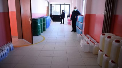 Ardahan'daki meslek lisesi öğrencileri günde 1 ton hijyen malzemesi üretiyor