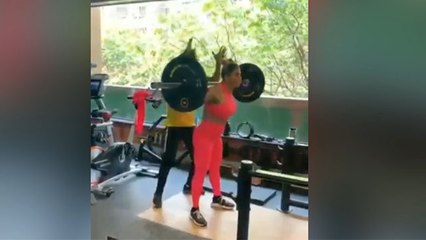 Rakhi Sawant ने share किया अपना video, Heavy Workout करतीं आईं नजऱ  | FilmiBeat