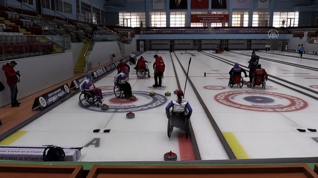 ERZURUM - Rusya Tekerlekli Sandalye Curling Milli Takımı Antrenörü Batugin'den Erzurum'a övgü