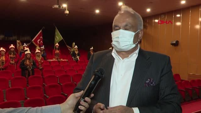 MERSİN Erdemli Belediyesi Kadın Mehter Takımı, Çanakkale Zaferi'nin yıldönümünde 'Bu Bayrak' eserini seslendirdi