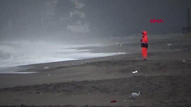 DÜZCE Denizde kaybolduğu düşünülen yaşlı adamı arama çalışması ikinci gününde sürüyor