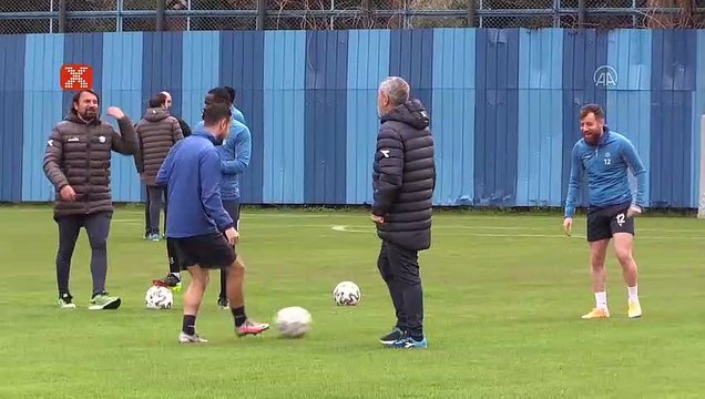 Adana Demirspor'da Samet Aybaba dönemi moralli başladı