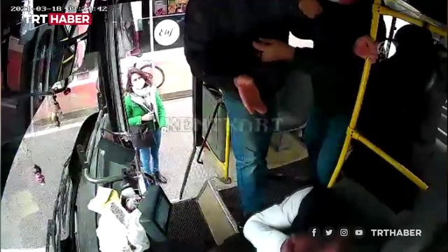 Kocaeli'de midibüs şoförü darbedildi