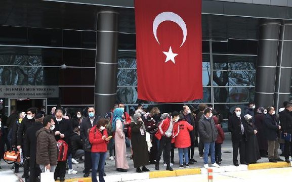 Son dakika haber: Sivas'tan 180 şehit ve gazi yakını Çanakkale'ye uğurlandı