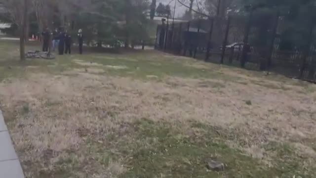 Detenido un hombre armado muy cerca de la residencia de la Vicepresidenta estadounidense en Washington