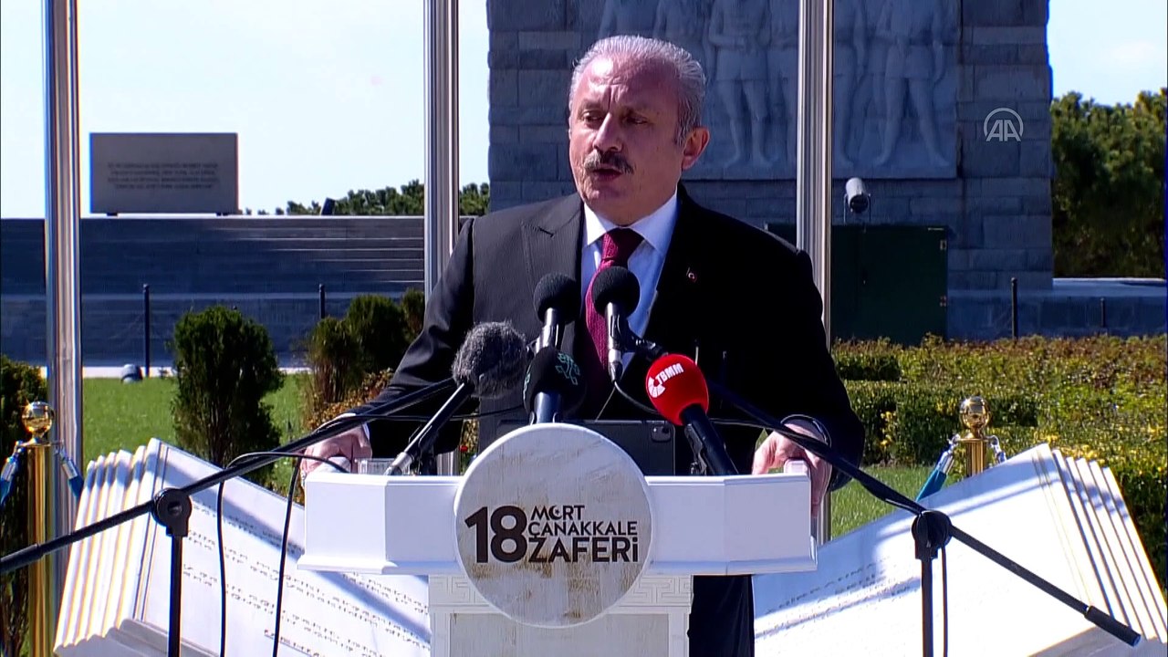 ÇANAKKALE - TBMM Başkanı Şentop, 18 Mart Şehitleri Anma Günü ve Çanakkale Deniz Zaferi'nin 106. Yılı töreninde konuştu (3)