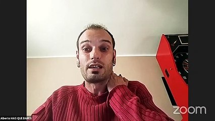 Hosteleros le cantan las cuarenta a una diputada de Podemos en una charla- "Os votamos para algo"