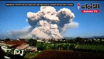 بركان سينابونغ الإندونيسي يقذف سحابة ضخمة من الرماد