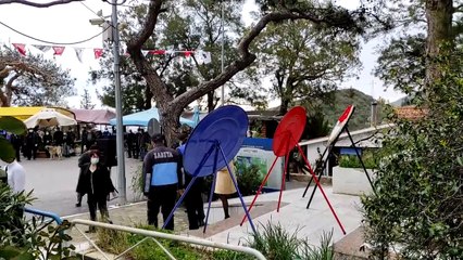 İZMİR - Karaburun'da şehitler için anma töreni düzenlendi