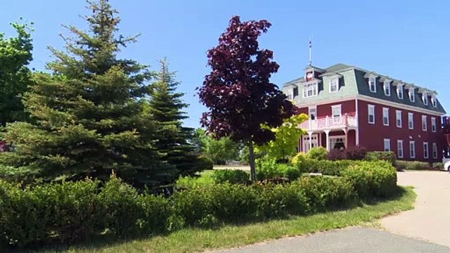 TOPO - UNE RÉOUVERTURE DES FRONTIÈRES DU N.-B. EN JUILLET ?