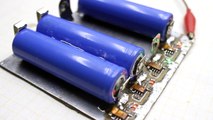 Simple Li-ion battery charger || 18650 Cell Charger