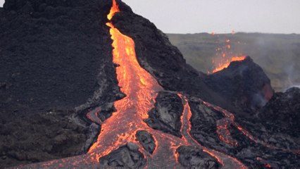 Spektakuläre Bilder: Vulkan in Island ausgebrochen