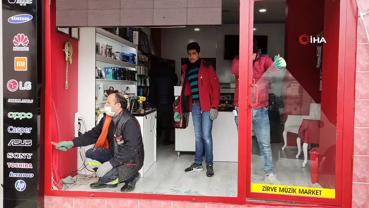 Müzik marketi kurşunlayan 2 zanlı yakalandı