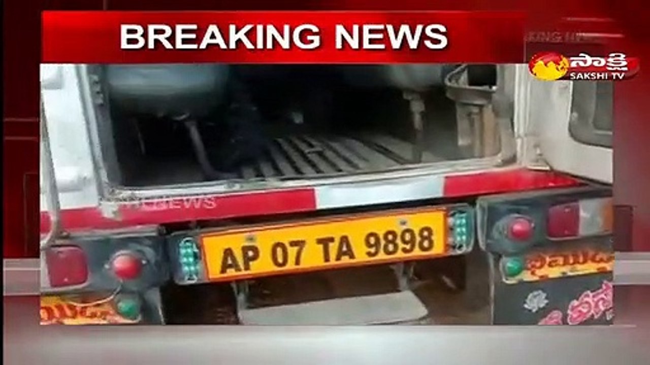 వరంగల్ జిల్లా లో ఘోర రోడ్డు ప్రమాదం