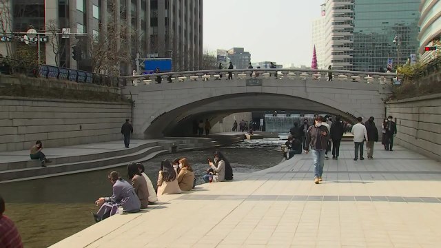 [날씨] 올봄 들어 가장 포근, 공기 깨끗...주말 전국 비 / YTN