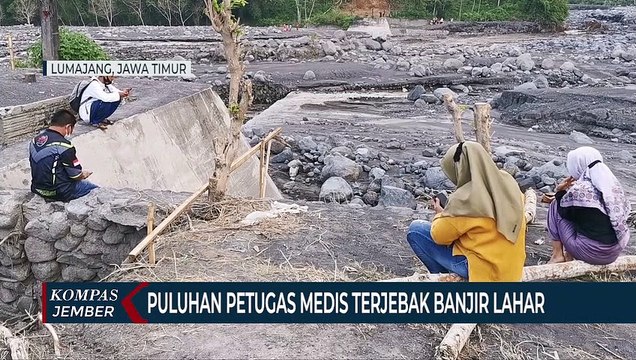Puluhan Petugas Medis Terjebak Banjir Lahar Hujan Gunung Semeru