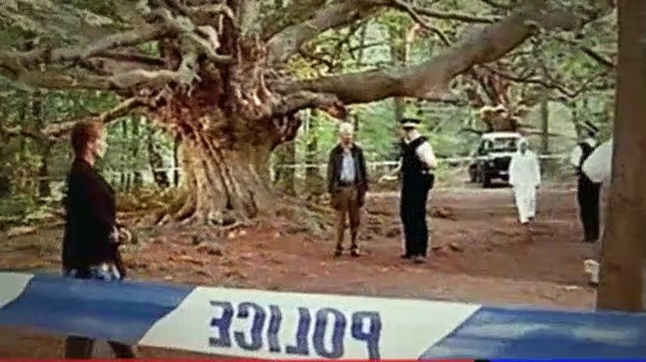 Jonathan Creek S04E06 Gorgons Wood  Part 02