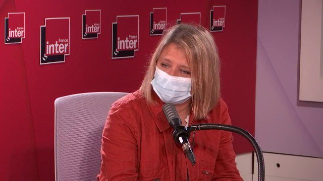 Karine Lacombe : Dans 98% des cas, le vaccin AstraZeneca a des effets secondaires absolument mineurs. Le bénéfice de la vaccination est largement supérieur au risque couru.