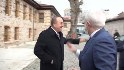 Çavuşoğlu, İranlı mevkidaşı Zarif'le bir araya geldi