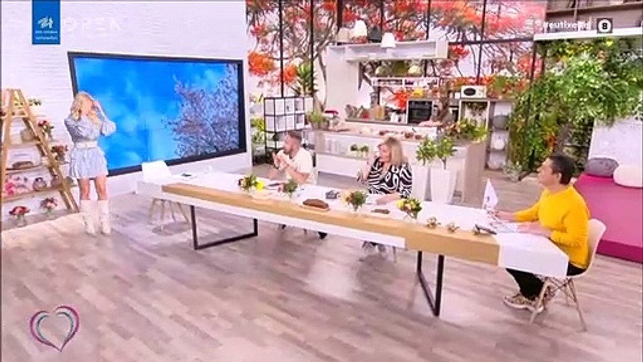 Κατερίνα Καινούργιου: Τα επικά σχόλια των συνεργατών της όταν την είδαν με το floral φόρεμα!