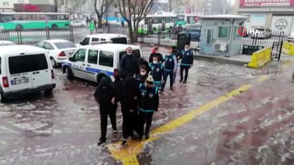 Çalışma vaadiyle kandırılarak yurt dışından getirilen kadınlara fuhuş yaptırmışlar