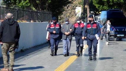 77 yaşındaki yaşlı adam minibüste 16 yaşındaki genç kıza elle cinsel saldırıda bulundu