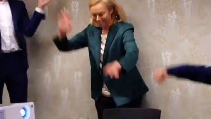 Hollanda seçimleri sonuçlandı: Kaag'ın sevinç anları